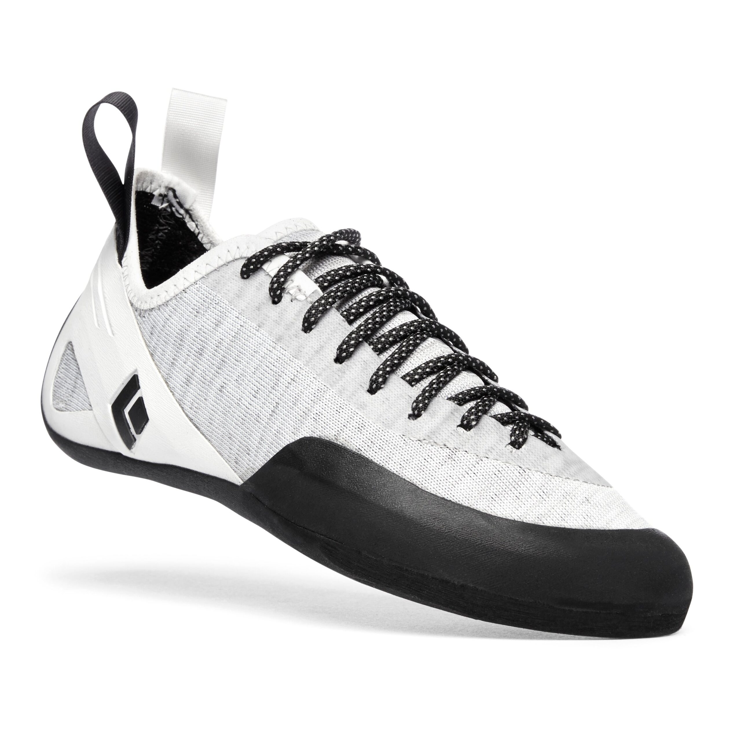 570108_9313_W_MOMENTUM_LACE_CLIMB_SHOES_WHITE_ALLOY_01