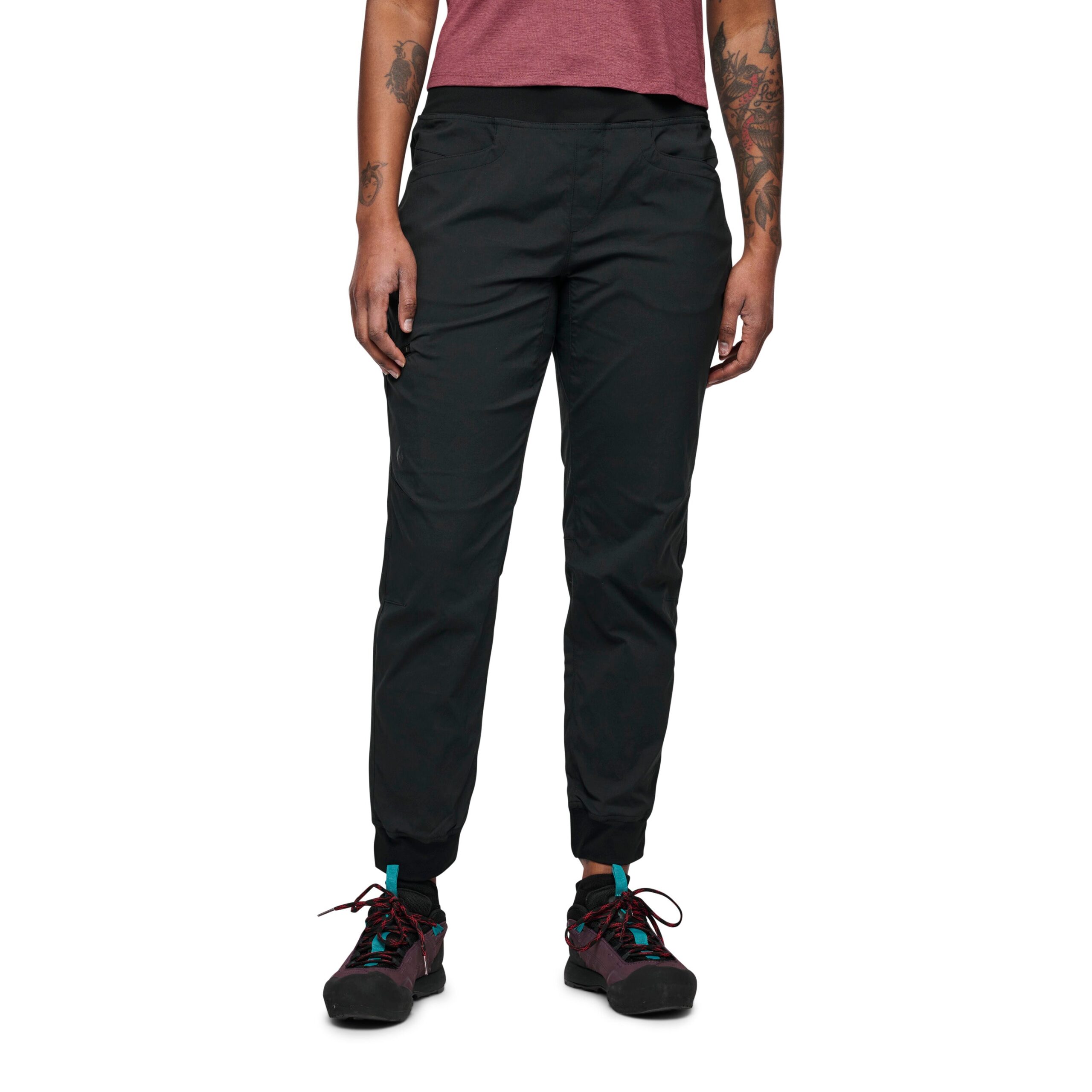 750165_0002_W_TECHNICIAN_JOGGER_PANTS_Black_02